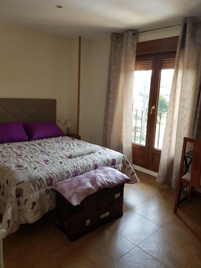 La Oliva Hotell Orena Eksteriør bilde